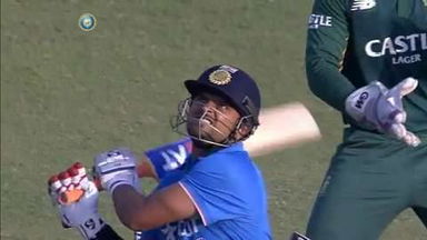 1ST ODI: IND vs SA – Suresh Raina Wicket