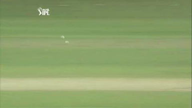 IPL 2012 Match 11 – DD vs CSK: Wickets