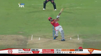 M48: SRH vs KXIP – Simran Singh Six