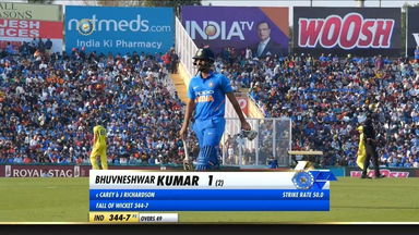 IND vs AUS 2019, 4th ODI: Bhuvneshwar Kumar Wicket