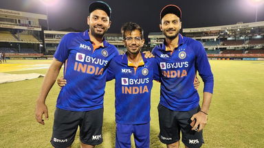 Presenting Chahal TV ft. ODI debutant Avesh Khan & 2nd ODI batting hero Axar Patel