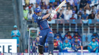 Mitchell Marsh provides another start with power-packed 34(24)