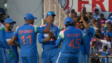 DRS done right! Jadeja, Rohit review successfully