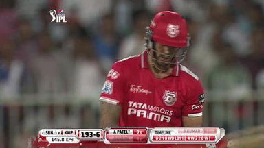 M9: KXIP vs SRH –  Mitchell Johnson Wicket