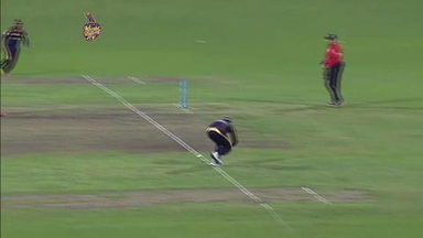 M38: KKR vs GL – Aaron Finch Wicket