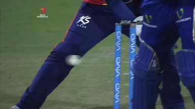 M17: DD vs MI – Jos Buttler Wicket