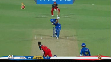 M07: RCB vs MI – Hardik Pandya Six