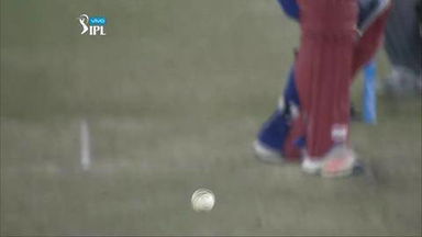 M36: KXIP vs DD – Quinton de Kock Six
