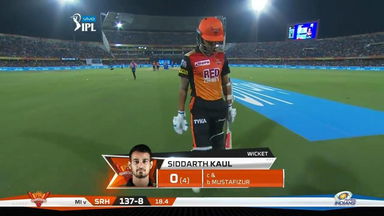 M07: SRH vs MI – Siddarth Kaul Wicket
