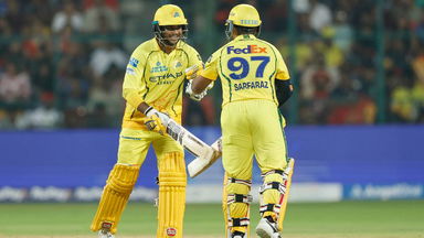 6, 4, 4, 6! Sarfaraz & Kartik's counter-punch
